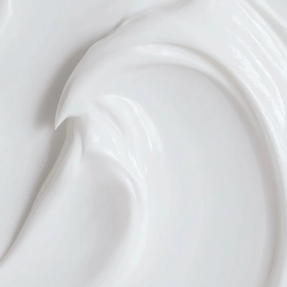 body-lotion-texture.webp